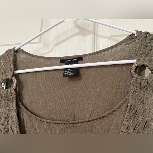 Army green cross twist sleeveless shirt sz M - Picture 5 of 6